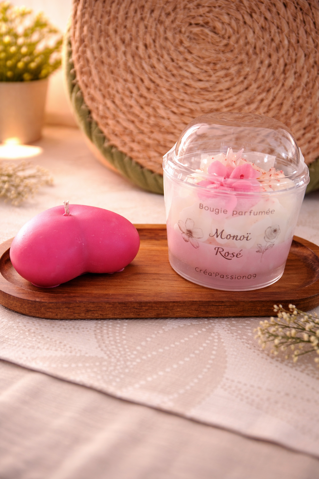 Coffret Duo Floral & Gourmand – Bougie Monoï Rosé & Bougie Cœur Vanille Gourmande